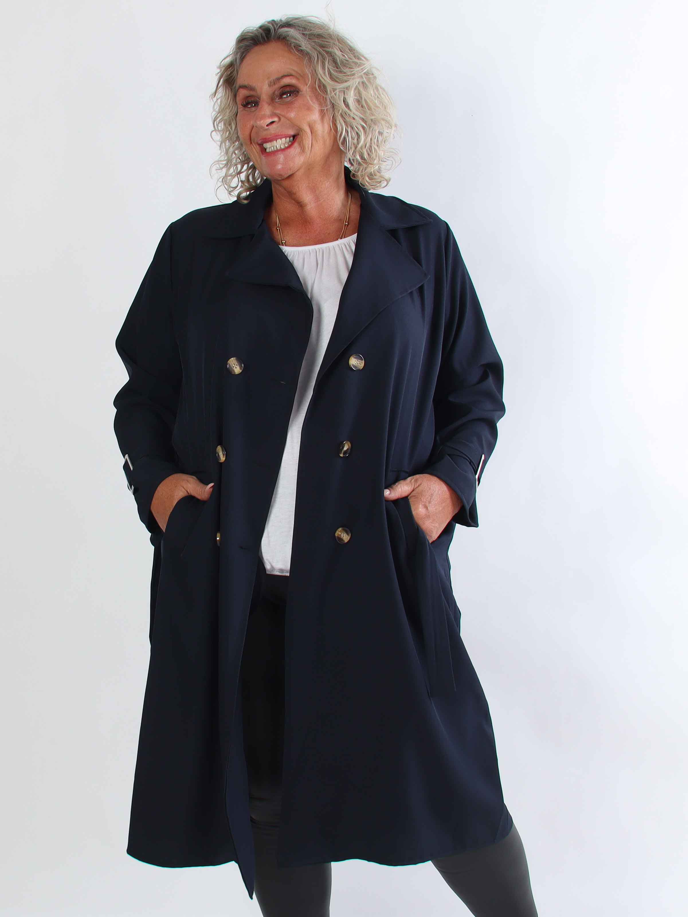 Sharpay 2.0 - Let plus size trenchcoat med bindebånd
